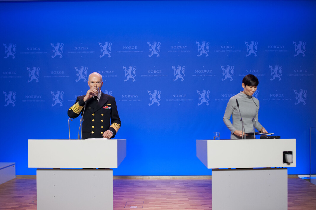 Forsvarssjef Haakon Bruun-Hanssen og tidligere forsvarsminister Ine Eriksen Søreide Forsvarssjef Haakon Bruun-Hanssen og tidligere forsvarsminister Ine Eriksen Søreide