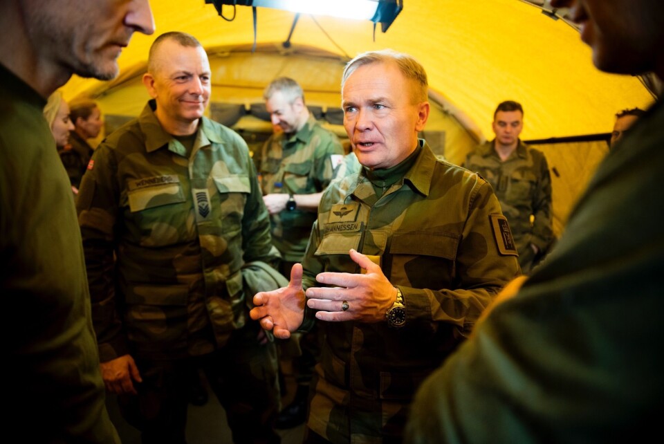 OVERRASKET: Generalmajor Odin Johannessen er ikke fornøyd med at investeringer, materiell og fornyelsesprosesser i Hæren settes på vent.