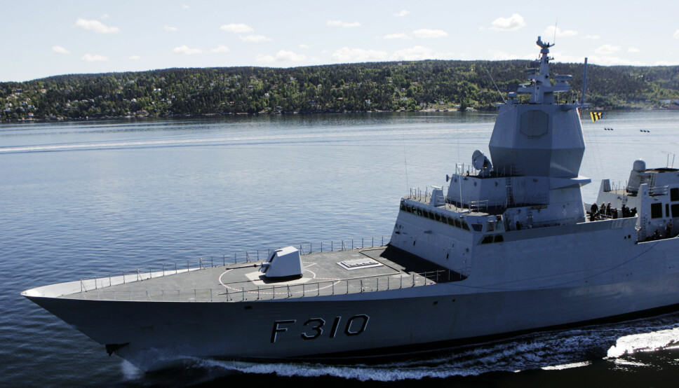 Fregatten KNM Fridtjof Nansen vaskes nå ned etter omfattende soppangrep.
