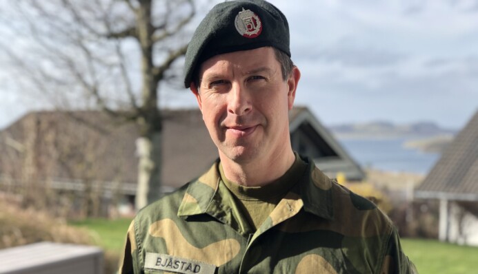 Militærpsykolog Jon Fauskanger Bjåstad bistår soldater før, under og etter internasjonale operasjoner. Militærpsykolog Jon Fauskanger Bjåstad bistår soldater før, under og etter internasjonale operasjoner.