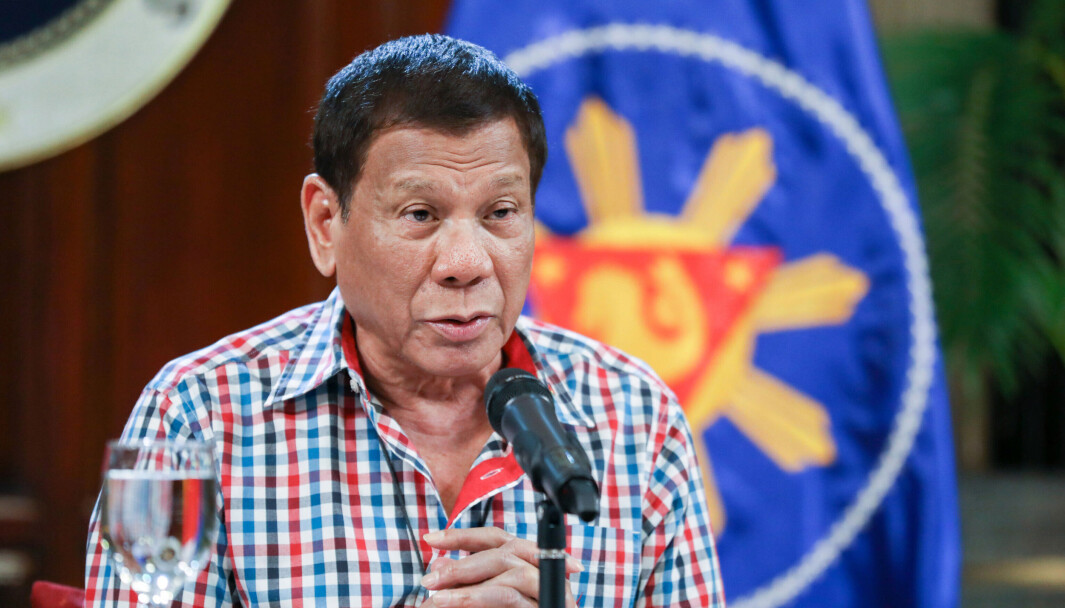 President Rodrigo Duterte snakker til nasjonen om myndighetens tiltak for å hindre spredning av Covid-19. President Rodrigo Duterte snakker til nasjonen om myndighetens tiltak for å hindre spredning av Covid-19.