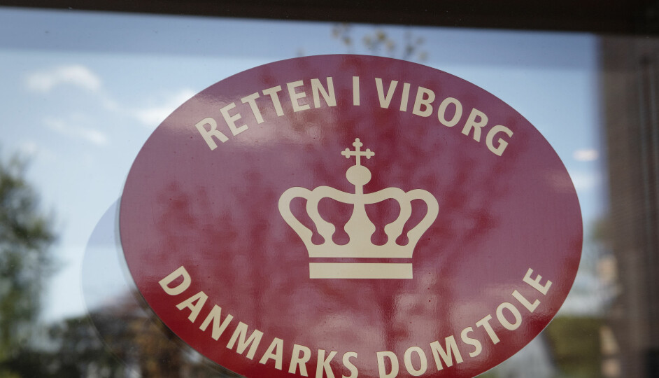 Saken mot den tidligere hærsjefen går i retten i Viborg.