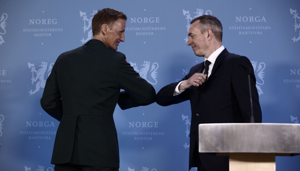 Forsvarsminister hilser på ny forsvarssjef Eirik Kristoffersen