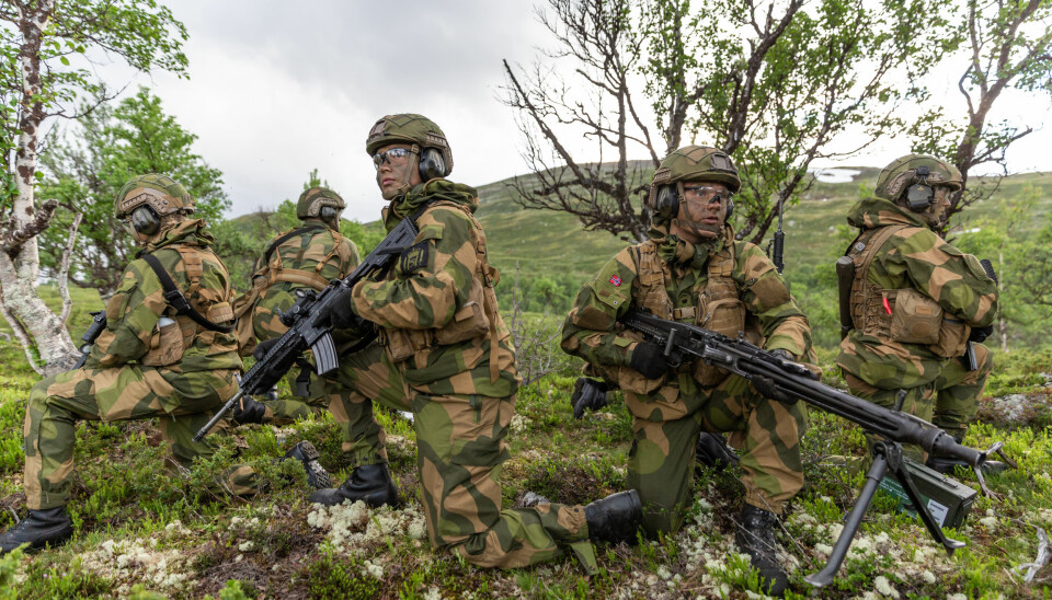 Soldater på grunnleggende lagførerkurs i Trøndelag i juni.