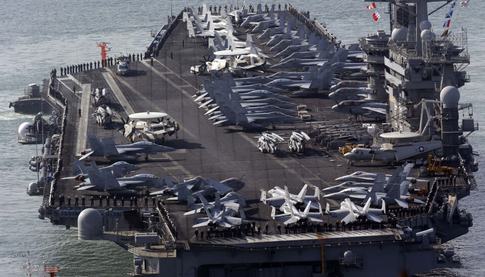 USS Nimitz fotografert i nærleiken av Sør-Korea i 2013.