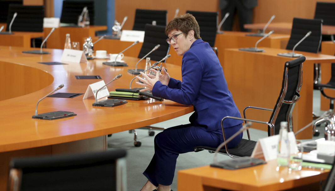 Tysklands forsvarsminister Annegret Kramp-Karrenbauer taler under et ukentlig møte med regjeringen i Berlin 8.juli. Tysklands forsvarsminister Annegret Kramp-Karrenbauer taler under et ukentlig møte med regjeringen i Berlin 8.juli.