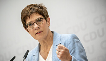 Forsvarsminister Annegret Kramp-Karrenbauer advarer at KSK i sin helhet kan bli lagt ned dersom utfordringene fortsetter. Forsvarsminister Annegret Kramp-Karrenbauer advarer at KSK i sin helhet kan bli lagt ned dersom utfordringene fortsetter.