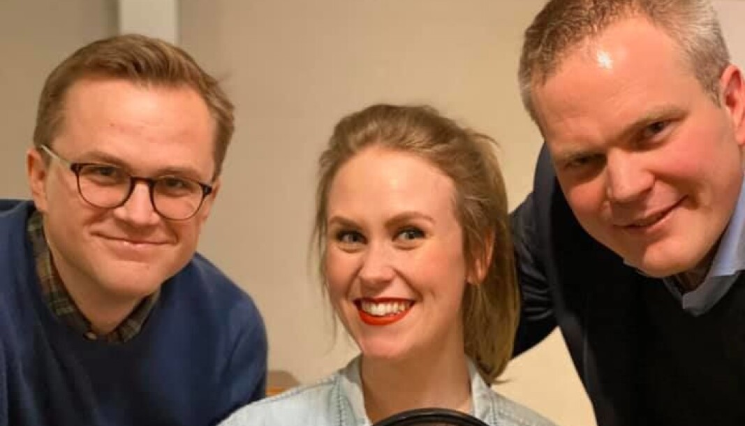 Aftenpostens USA-korrespondent Øystein Kløvstad Langberg (t.v.), programleder Silje Kampesæter og forsvarsforsker Håkon Lunde Saxi Aftenpostens USA-korrespondent Øystein Kløvstad Langberg (t.v.), programleder Silje Kampesæter og forsvarsforsker Håkon Lunde Saxi