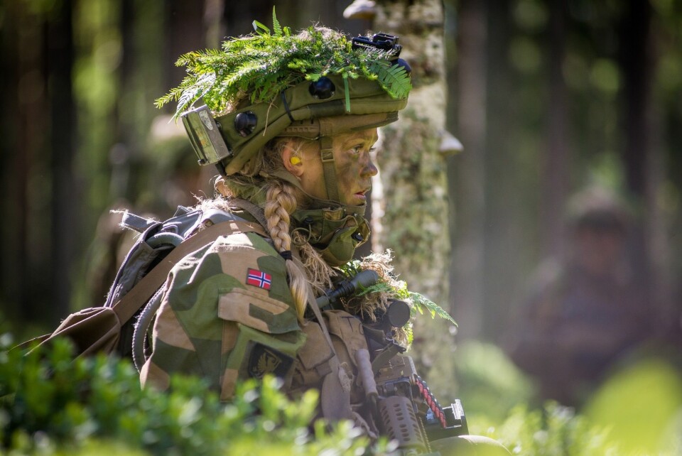 SOLDATER: Soldatene i 2. bataljon er inne til førstegangstjeneste. Regjeringen ønsker bataljonen skal basere seg på å kalle inn reservister om det blir nødvendig. Foto: Ole-Sverre Haugli/Forsvaret