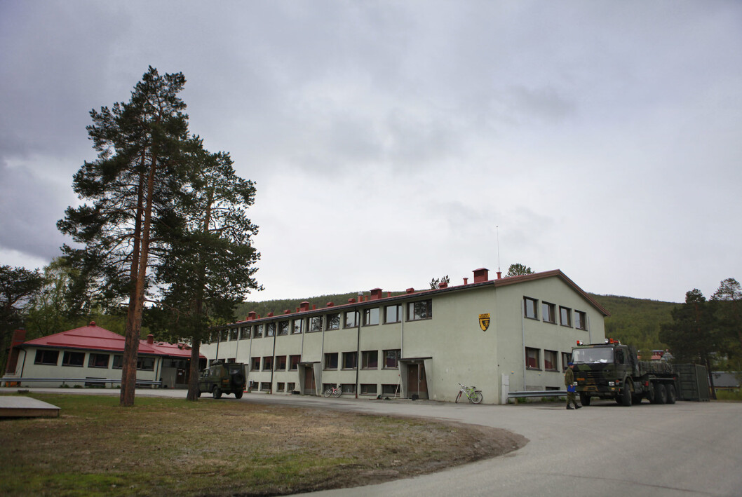 Soldater er i karantene på Skjold, Bardufoss og Setermoen. Soldater er i karantene på Skjold, Bardufoss og Setermoen.