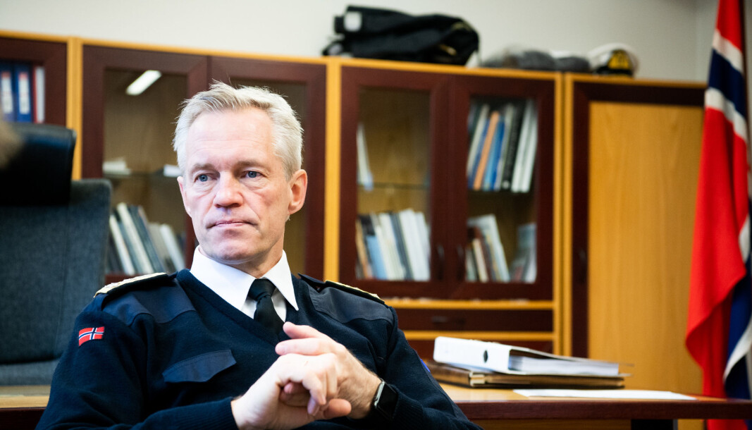 Følelser: Forliset av KNM Helge Ingstad har gått inn på Nils Andreas Stensønes og resten av Sjøforsvaret. Dette bildet ble tatt kort tid etter Helge Ingstad-forliset. Følelser: Forliset av KNM Helge Ingstad har gått inn på Nils Andreas Stensønes og resten av Sjøforsvaret. Dette bildet ble tatt kort tid etter Helge Ingstad-forliset.