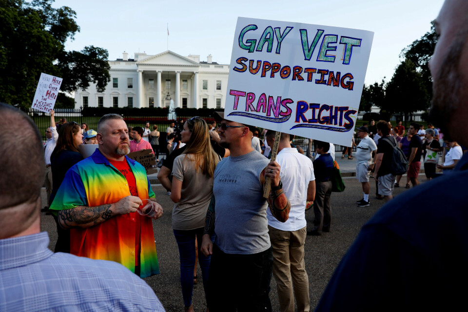 Trump får nekte transpersoner i militæret