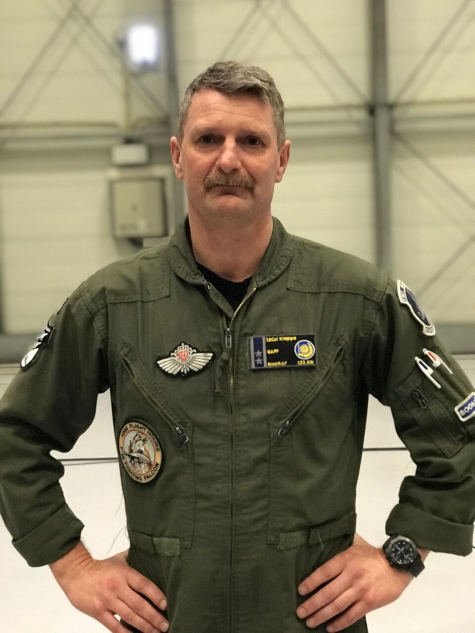 Bjørge Kleppe har 4500 timene bak spakene i F-16 (Foto: Øyvind Førland Olsen/Forsvarets forum).