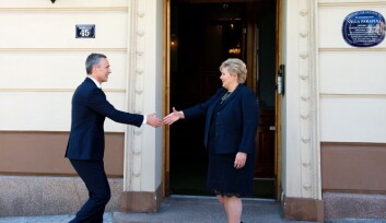 <B>MØTE:</B> Erna Solberg tar i mot Jens Stoltenberg, på hans første offisielle Norgesbesøk som generalsekretær i Nato. <B>MØTE:</B> Erna Solberg tar i mot Jens Stoltenberg, på hans første offisielle Norgesbesøk som generalsekretær i Nato. 