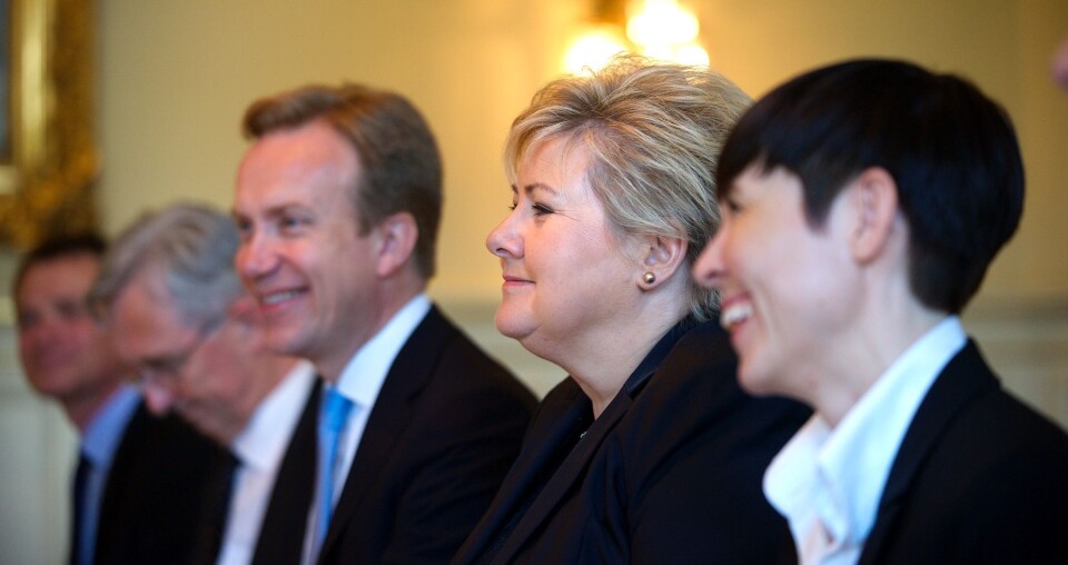 LUNSJ: Erna Solberg sammen med utenriksminister Børge Brende og forsvarsminister Ine Eriksen Søreide.