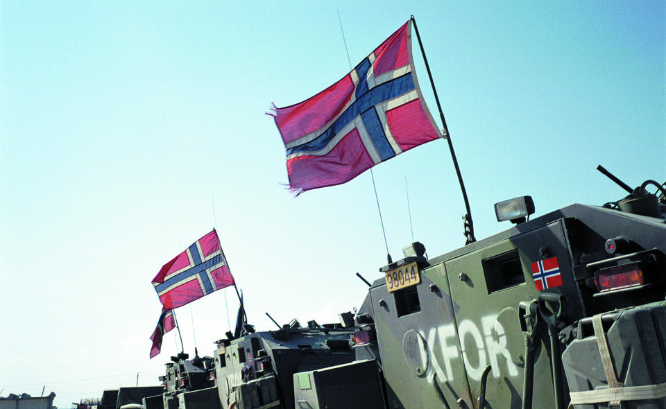 Kosovo Force ble etablert for 20 år siden og er den lengste fredsbevarende operasjonen i Natos historie. Thorstein Skiaker ledet styrken i 2001.