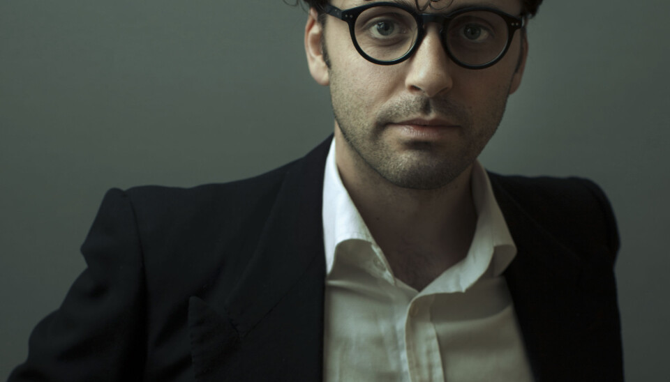SAMTALER: Forfatter Demian Vitanza (bildet) har intervjuet en fremmedkriger i fengsel, som har det fiktive navnet «Tariq» i romanen « Dette livet eller det neste.» Foto: Tine Poppe.