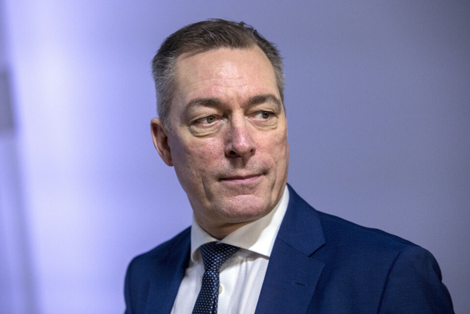 Forsvarsministeren kan ha vært eksponert for koronavirus