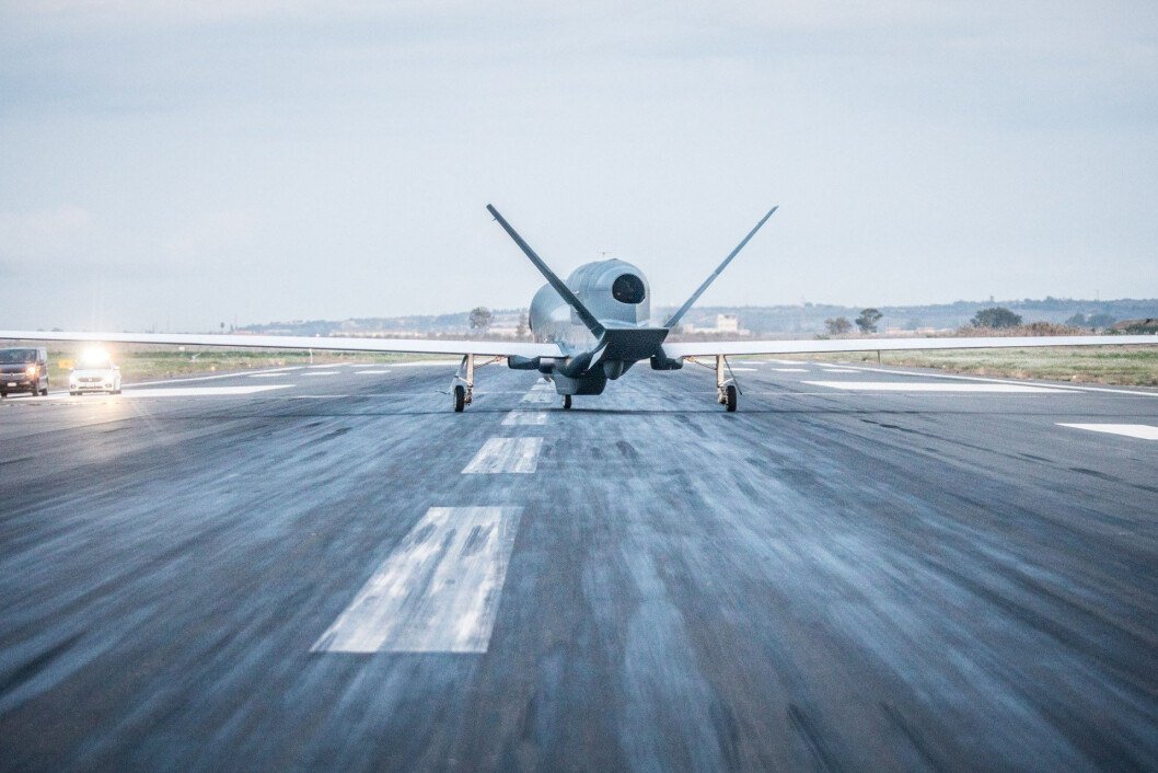 Denne Global Hawken landet på Sigonella-basen i Italia sist torsdag. Foto: Nato Denne Global Hawken landet på Sigonella-basen i Italia sist torsdag. Foto: Nato