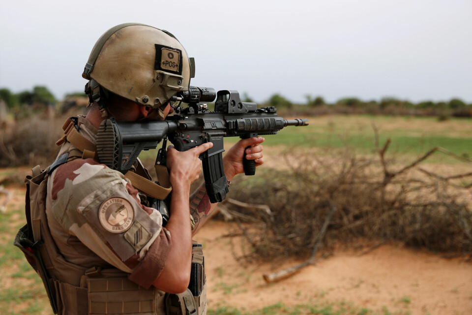 En fransk soldat som deltar i Operasjon Barkhane i Mali. (Foto: REUTERS/Benoit Tessier)\n