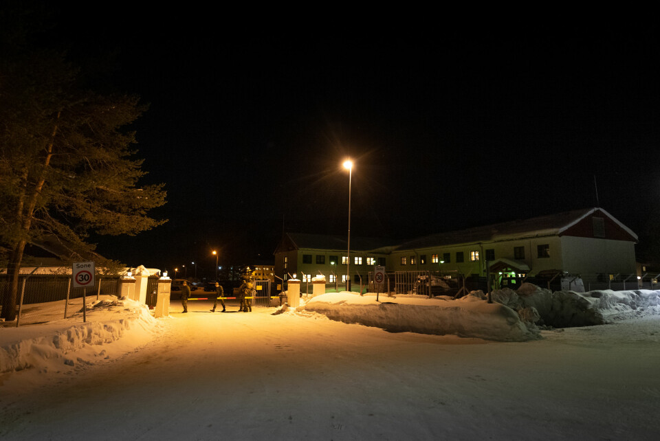 Skjold leir ligger i Indre Troms. 850 personer sitter isolert der i to uker. Foto: Ole-Sverre Haugli/ Forsvaret
