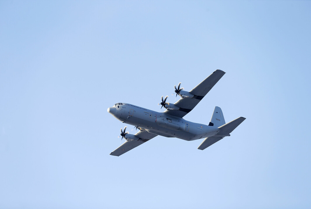 Et Hercules transportfly skal stå klart til å fly inn til Kabul.