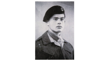 Olav Breidlid var sersjant og en del av oppklaringseskadronen i Tysklandsbrigaden. Olav Breidlid var sersjant og en del av oppklaringseskadronen i Tysklandsbrigaden.