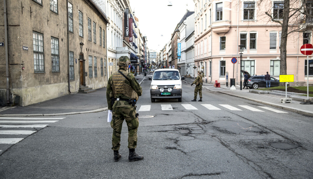 TILLIT: Hvis Forsvaret skulle bistå under et portforbud, ville det svekke tilliten i befolkningen, mener Stina Hassel i NTL. Her ser vi soldater under «Øvelse hovedstad». TILLIT: Hvis Forsvaret skulle bistå under et portforbud, ville det svekke tilliten i befolkningen, mener Stina Hassel i NTL. Her ser vi soldater under «Øvelse hovedstad».