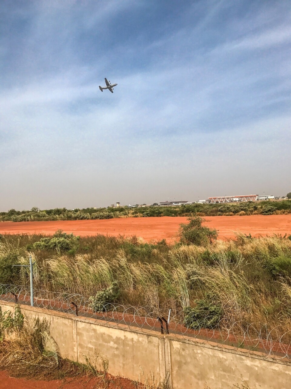 Hercules-flyet tar av fra flyplassen i Bamako.