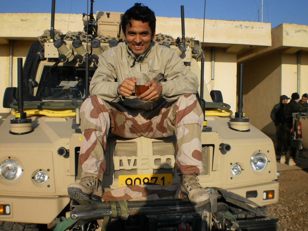 Qais Wahidi måtte flykte fra hjemlandet da han varslet om en tolk som jobbet for Taliban. Qais Wahidi måtte flykte fra hjemlandet da han varslet om en tolk som jobbet for Taliban.