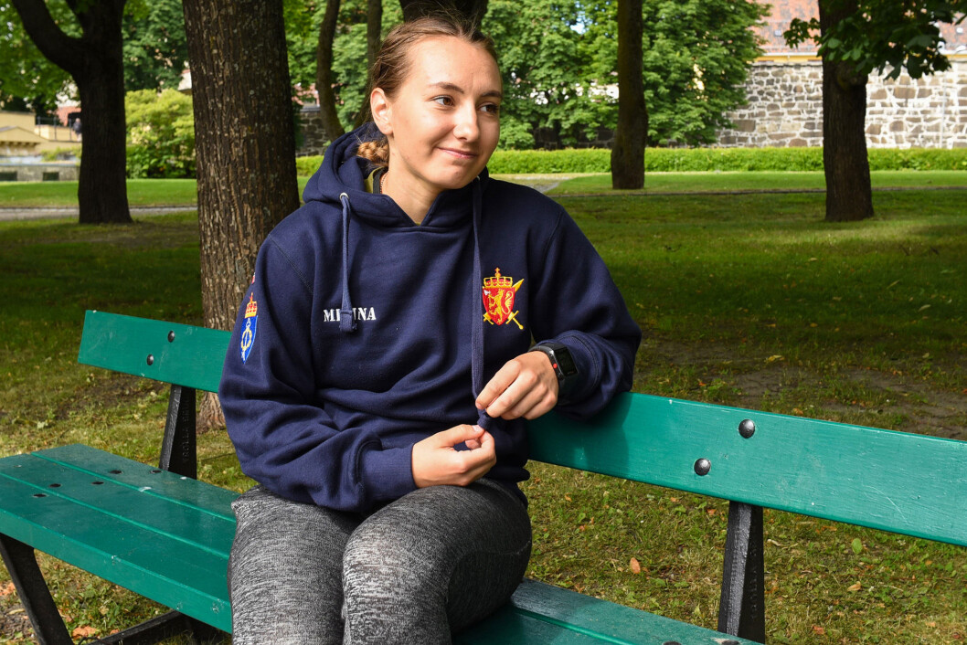 BLE DIMITTERT: Lena Mittina kom inn til førstegangstjeneste, men gikk stort sett og ventet på sikkerhetsklarering. Til slutt ble hun dimittert. BLE DIMITTERT: Lena Mittina kom inn til førstegangstjeneste, men gikk stort sett og ventet på sikkerhetsklarering. Til slutt ble hun dimittert.