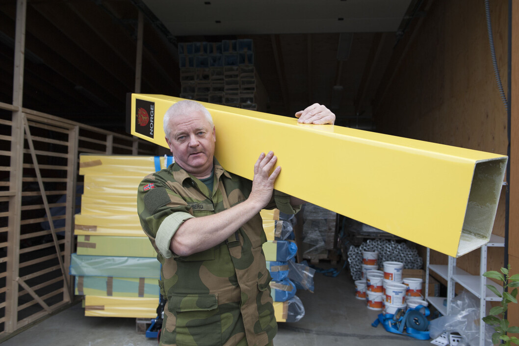 GRENSEINSPEKTØR: Frode Berg jobbet blant annet med å skifte ut grensestolpene i Sør-Varanger. Arkivfoto: TORBJØRN LØVLAND GRENSEINSPEKTØR: Frode Berg jobbet blant annet med å skifte ut grensestolpene i Sør-Varanger. Arkivfoto: TORBJØRN LØVLAND