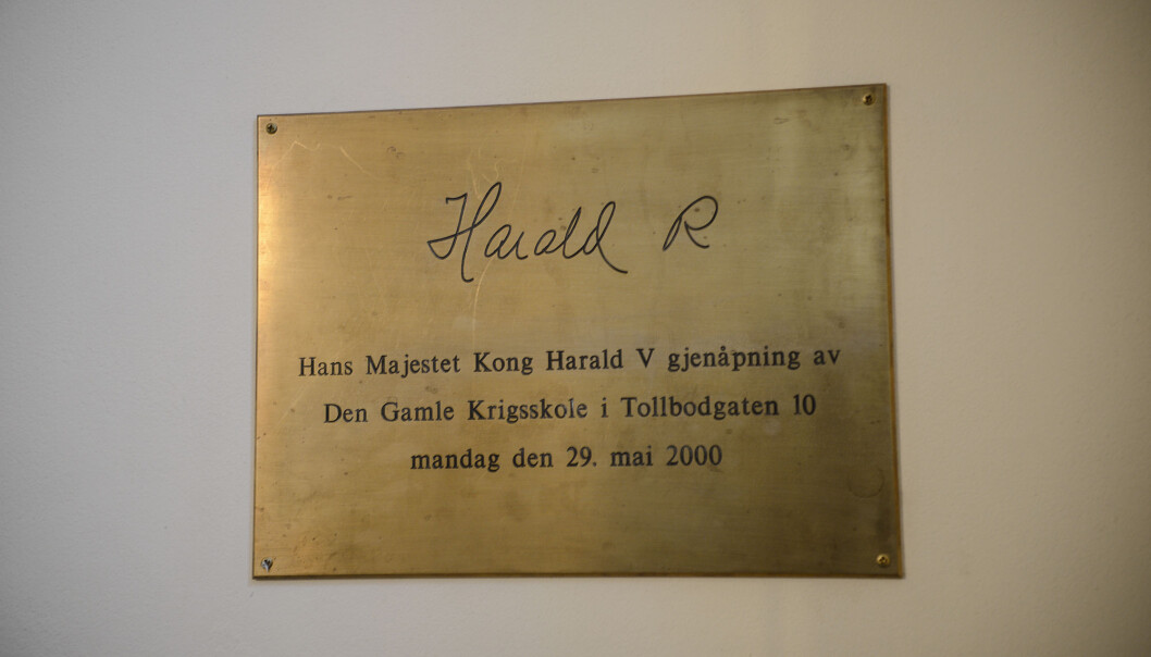 Tidligere kadett ved Krigsskole, Sven Janssen, mener staten har forsømt Den gamle krigsskole. Tidligere kadett ved Krigsskole, Sven Janssen, mener staten har forsømt Den gamle krigsskole.