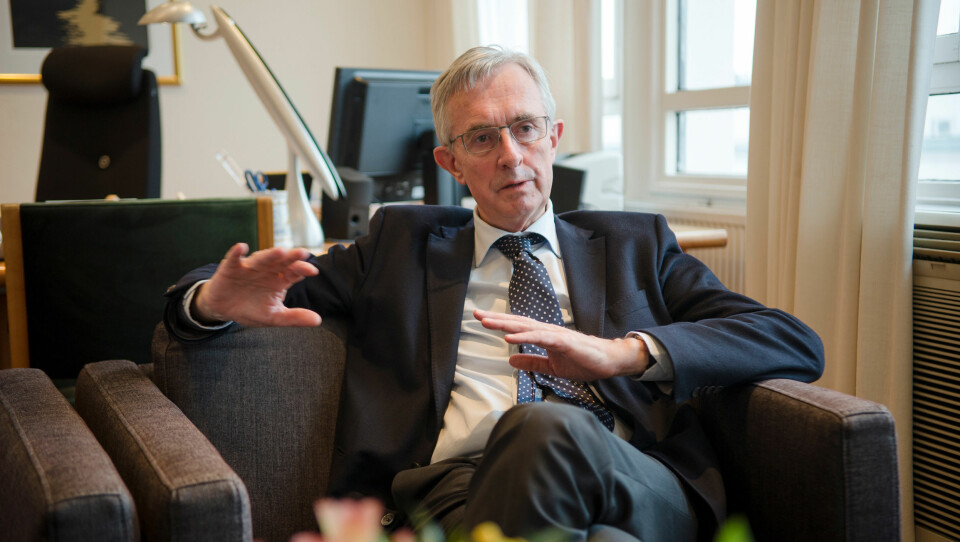 Knut Hauge er avtroppende Nato-ambassadør. Ny ambassadør blir Øystein Bø, tidligere statssekretær i Forsvarsdepartementet.