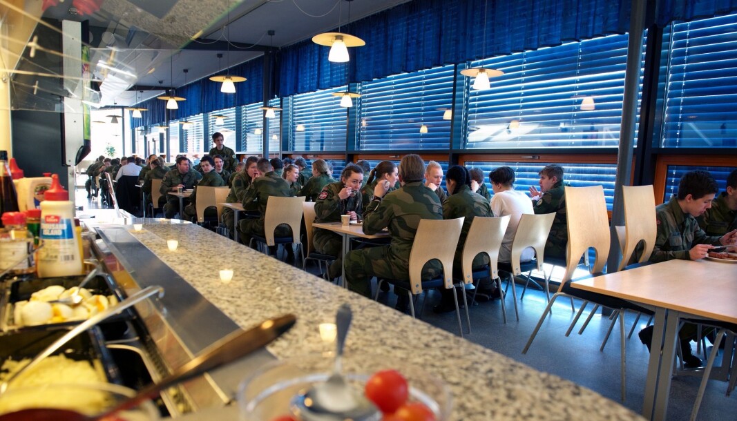 KANTINE: ISS har ansvaret for renhold av flere av Forsvarets lokaler og kantiner. Bildet viser messen på Ørland Hovedflystasjon. KANTINE: ISS har ansvaret for renhold av flere av Forsvarets lokaler og kantiner. Bildet viser messen på Ørland Hovedflystasjon.
