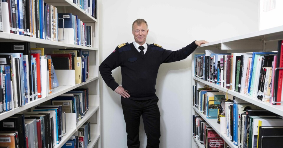 Læreren: Kommandørkaptein Rino Bandlitz Johansen (53) er hovedlærer i militær ledelse og førsteamanuensis ved Forsvarets stabsskole. Han er også utdannet operativ marineoffiser ved Sjøkrigsskolen.
