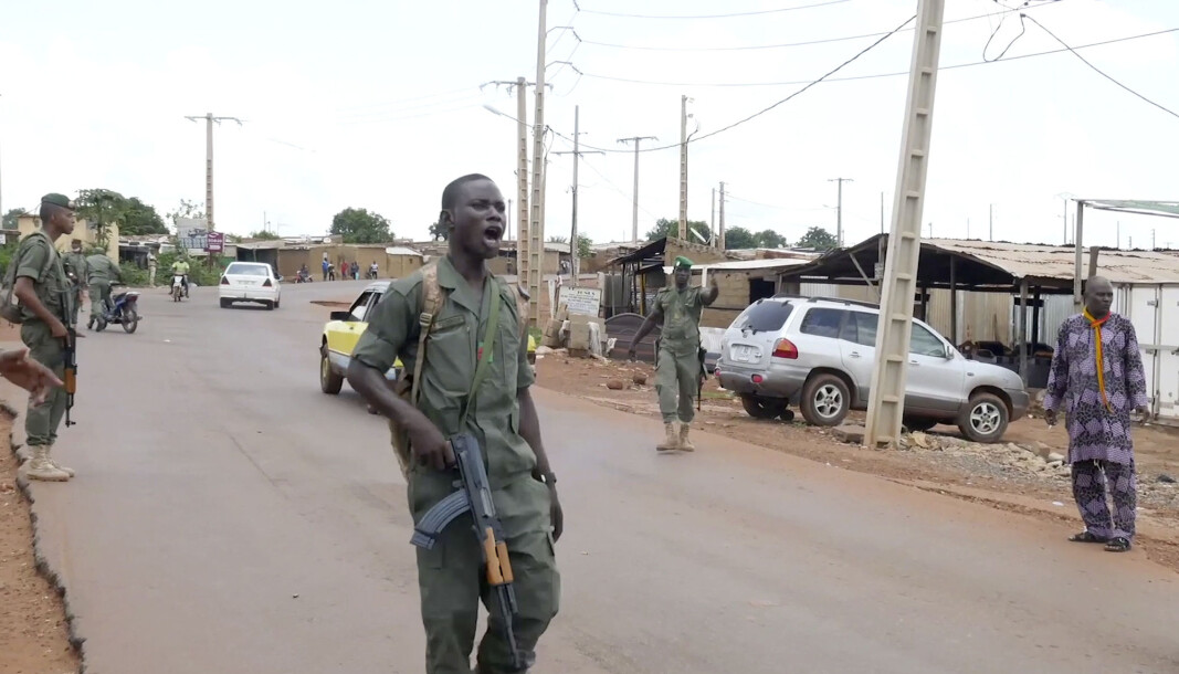 Maliske soldater tok til våpnene tirsdag i et militærkupp. Her i byen Kati, 15 km nordvest for det sentrale Bamako. Maliske soldater tok til våpnene tirsdag i et militærkupp. Her i byen Kati, 15 km nordvest for det sentrale Bamako.