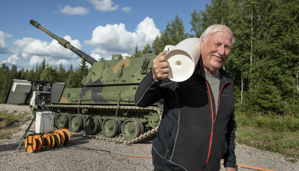 Terje Marka har utsatt pensjonen for å være med på langdistanseskyting med K9-artilleriet.