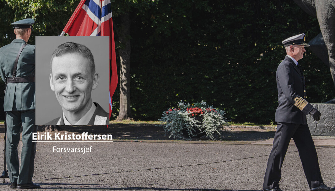 17. august overtok Eirik Kristoffersen forsvarssjefens kommandoflagg. Haakon Bruun-Hanssen tropper av etter nærmere syv år som forsvarssjef. 17. august overtok Eirik Kristoffersen forsvarssjefens kommandoflagg. Haakon Bruun-Hanssen tropper av etter nærmere syv år som forsvarssjef.
