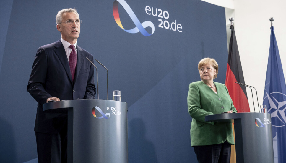 GOD TONE: Natos generalsekretær Jens Stoltenberg besøker Berlin denne uken. Torsdag møtte han statsminister Angela Merkel.