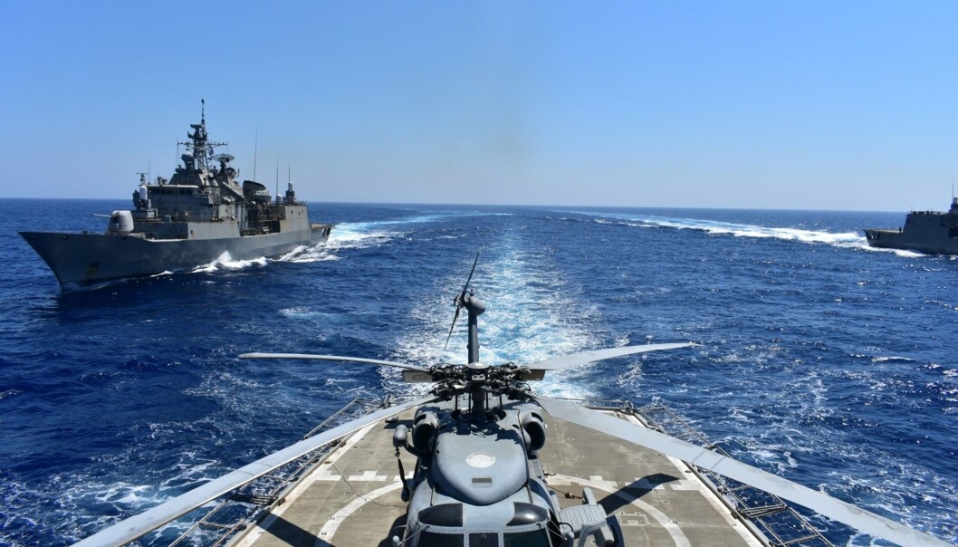 ANSPENT: Hellas, Frankrike, Italia og Kypros deltar denne uken på en felles militærøvelse i Middelhavet, der Hellas og Tyrkia begge forsøker å sikre seg retten til gassressurser under havbunnen. ANSPENT: Hellas, Frankrike, Italia og Kypros deltar denne uken på en felles militærøvelse i Middelhavet, der Hellas og Tyrkia begge forsøker å sikre seg retten til gassressurser under havbunnen.