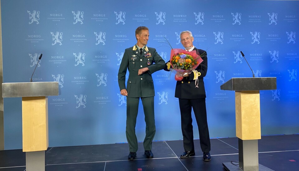 Forsvarssjef Eirik Kristoffersen og ny sjef for Etterretningstjenesten Nils André Stensønes.