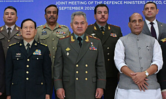 Forsvarsministre fra India og Kina diskuterte anspent grensekonflikt
