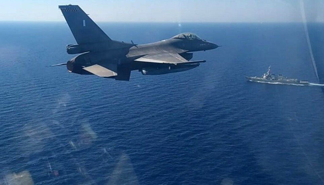 ANSPENT: Nato-allierte Hellas og Tyrkia krangler om olje- og gassrettigheter i Middelhavet og ligger nå i stillingskrig. Helas varsler militær opprustning. ANSPENT: Nato-allierte Hellas og Tyrkia krangler om olje- og gassrettigheter i Middelhavet og ligger nå i stillingskrig. Helas varsler militær opprustning.