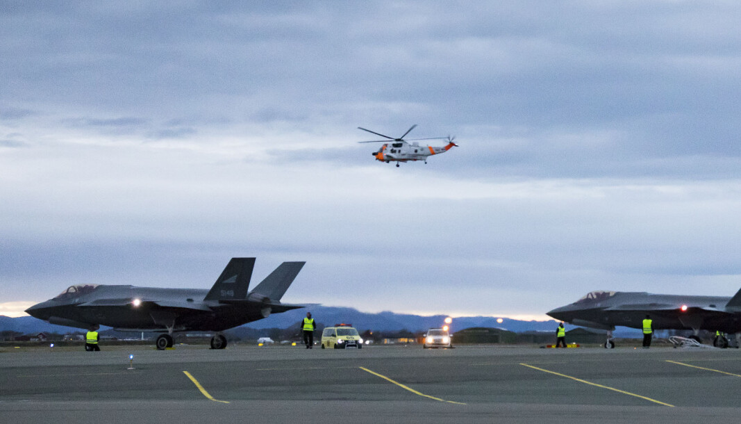 Når F-35 tar av på Ørland, har hver 6. take-off ifølge avviksmeldinger vært utenfor det mønster som støykartet tillater. Når F-35 tar av på Ørland, har hver 6. take-off ifølge avviksmeldinger vært utenfor det mønster som støykartet tillater.
