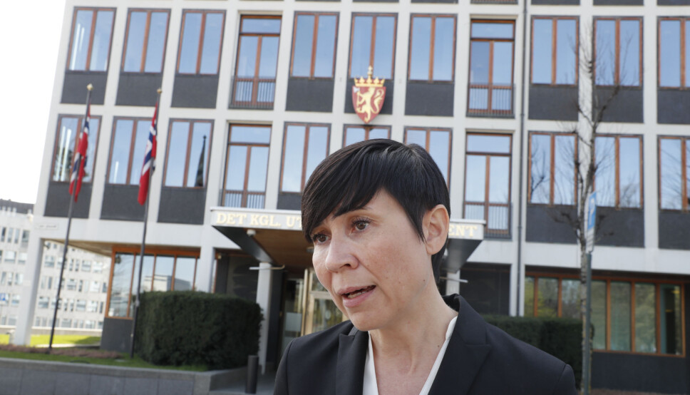 Utenriksminister Ine Eriksen Søreide (H) fremhever at situasjonen i Afghanistan ikke kan fortsette.