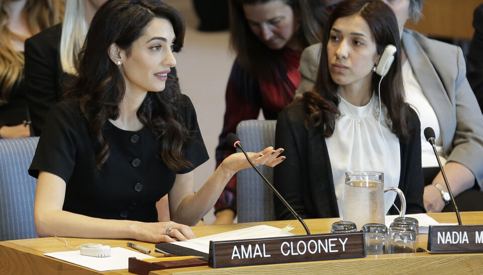 OVERLEVENDE: Den tyske delstaten Baden-Württemberg ga et tusentall yazidikvinner asyl, inkludert Nadia Murad (t.h.), som overlevde en slavetilværelse hos IS og senere ble tildelt Nobels fredspris. Her taler hun i FNs sikkerhetsråd i 2019 sammen med sin advokat Amal Clooney.
