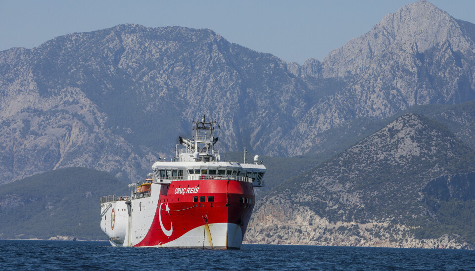 SKAPTE BØLGER: Det tyrkiske fartøyet Oruc Reis. Her ankret opp utenfor kysten av Antalya i Middelhavet.