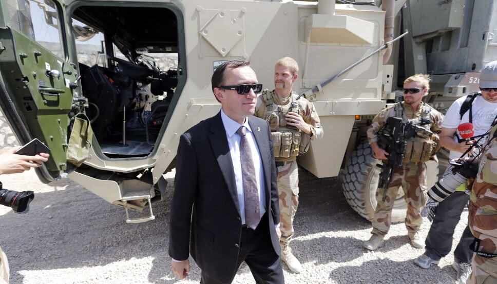 AFGHANISTAN: Statsråd Espen Barth Eide under omvisning i Camp Maimanah i Faryab, Afghanistan i 2012.