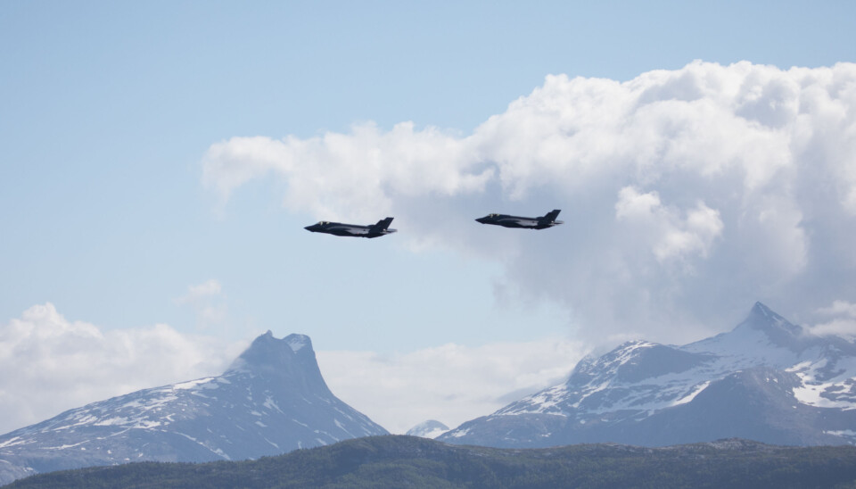 Norske kampfly har identifisert flere russiske fly så langt i år enn for hele fjoråret. Her ser vi norske F-35 i nærheten av Bodø. Norske kampfly har identifisert flere russiske fly så langt i år enn for hele fjoråret. Her ser vi norske F-35 i nærheten av Bodø.